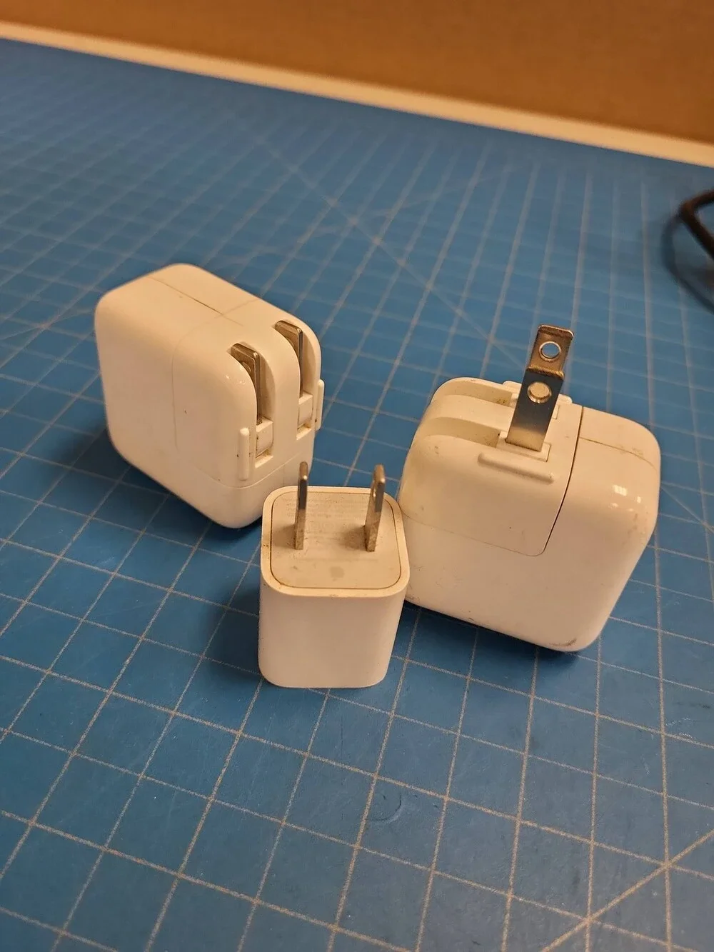 Lot 3 Apple USB Power Adapters 5W 10W 12W Charger iPhone iPad iPod